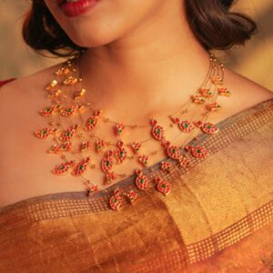 1 Necklace, 1 pair earring